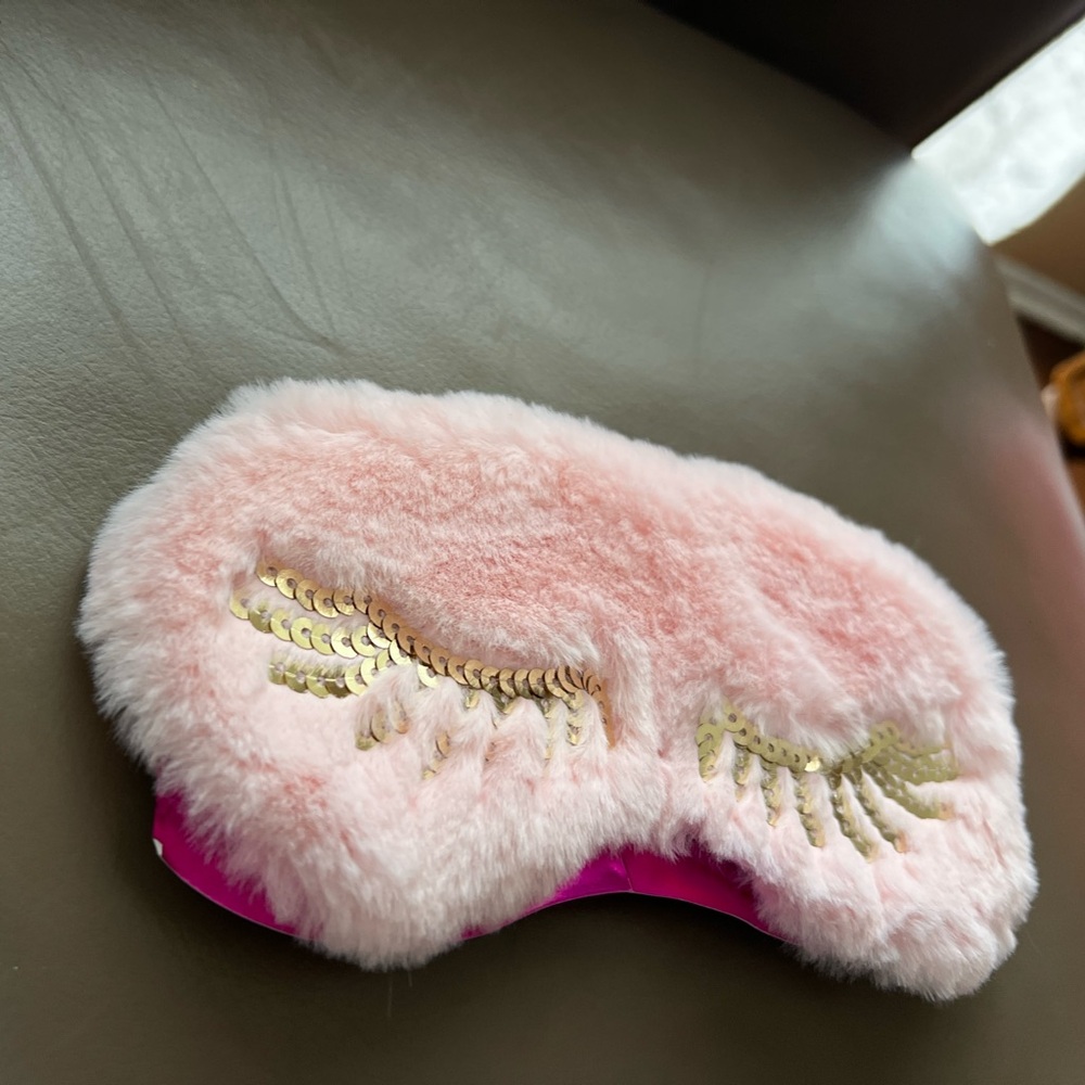 Icing Pink Sleep Mask with Gold Sequin Eyelashes - Picture 5 of 11